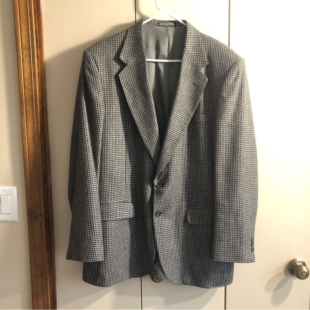 Vintage Houndstooth Blazer Like NEW!!